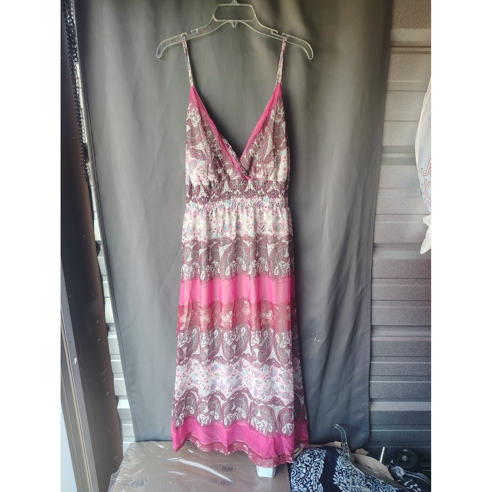 Shes Cool Pink Paisley Chiffon Maxi Dress Plus Size 2X Boho Smocked V-Neck‎